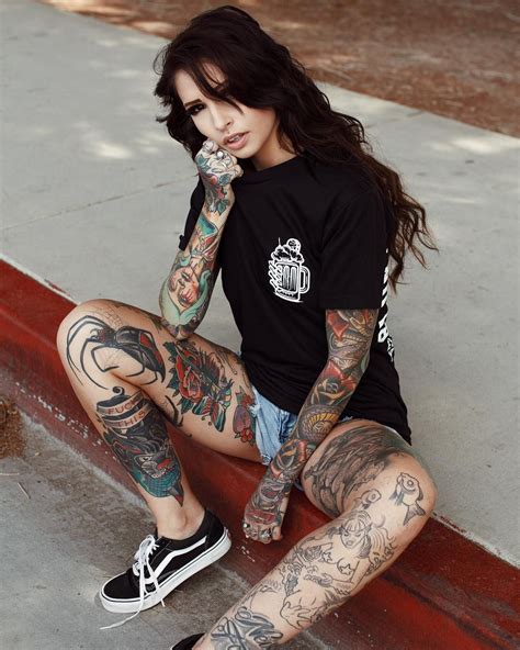 Hot Girls with Tattoos Porn and Tattooed Women 